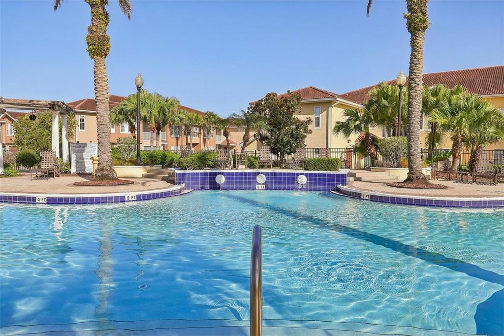 Image 32 of property listing at 12016 VILLANOVA DRIVE 102, Orlando, FL 32837