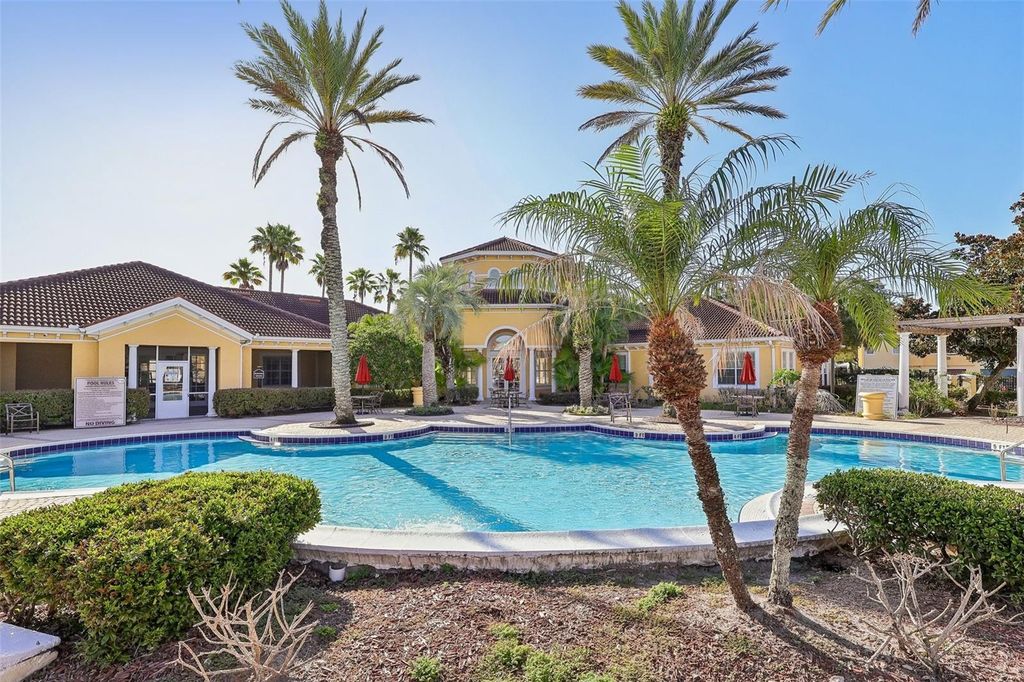 Image 36 of property listing at 12016 VILLANOVA DRIVE 102, Orlando, FL 32837