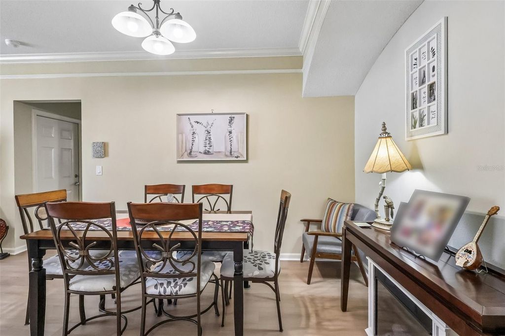 Image 10 of property listing at 12016 VILLANOVA DRIVE 102, Orlando, FL 32837