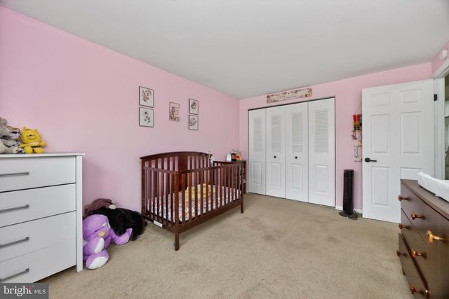8 ELWOOD CT, Quakertown, PA 18951