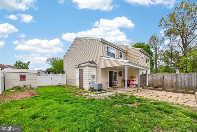 8 ELWOOD CT, Quakertown, PA 18951