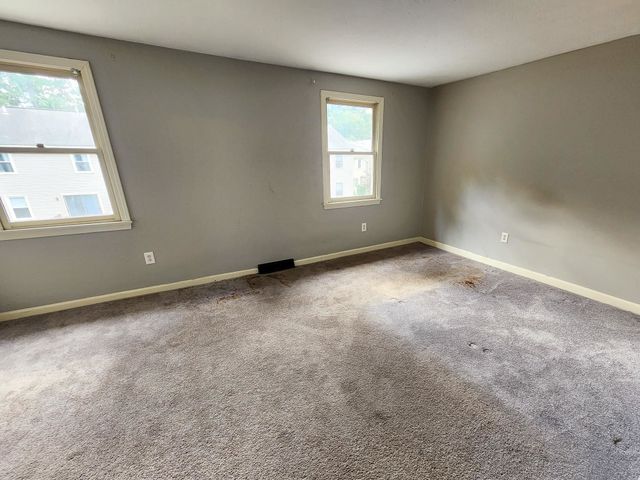 24 Andover Down, Nashua, NH 03063