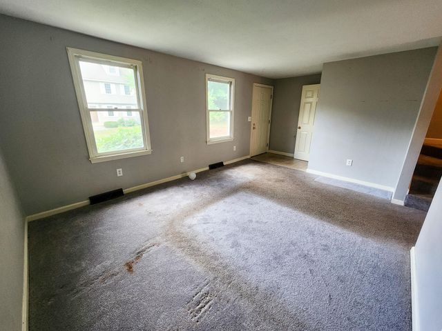 24 Andover Down, Nashua, NH 03063