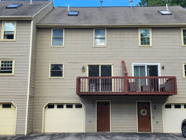 24 Andover Down, Nashua, NH 03063