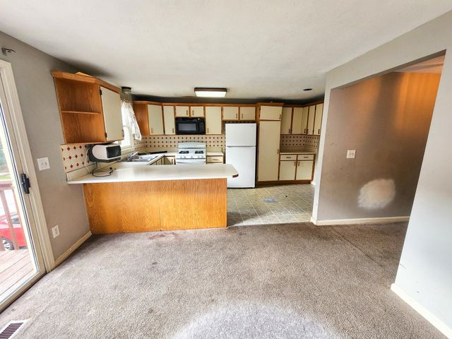 24 Andover Down, Nashua, NH 03063