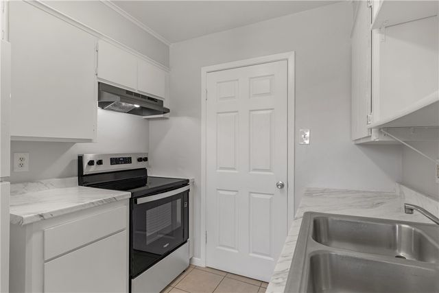 713 San Benito Drive, College Station, TX 77845