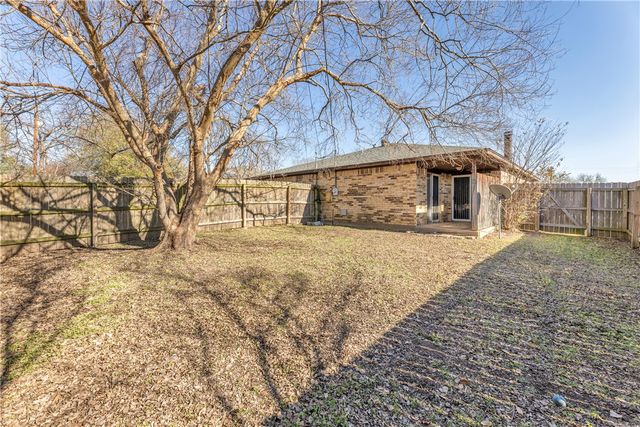 713 San Benito Drive, College Station, TX 77845