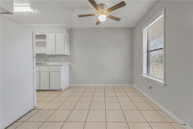 713 San Benito Drive, College Station, TX 77845