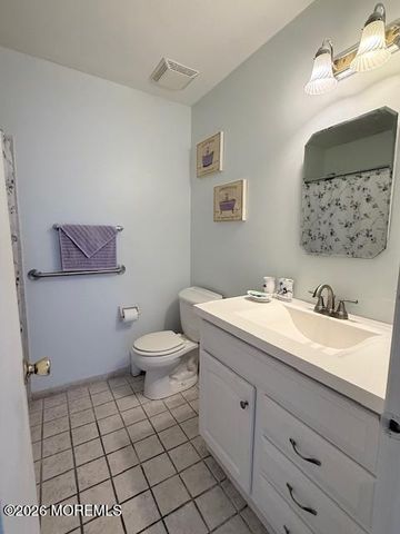 11 Monaco Court, Toms River, NJ 08757