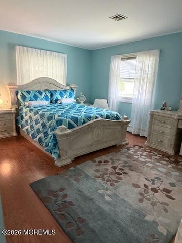 11 Monaco Court, Toms River, NJ 08757