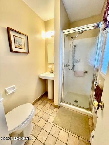 11 Monaco Court, Toms River, NJ 08757