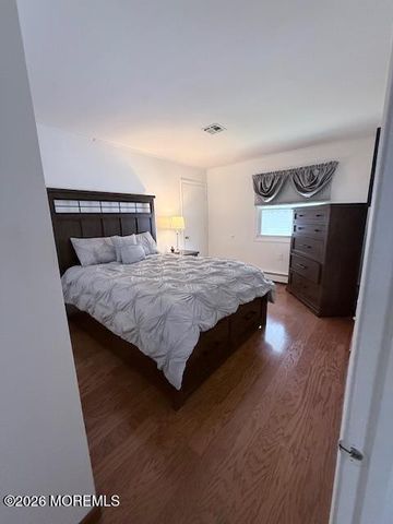 11 Monaco Court, Toms River, NJ 08757