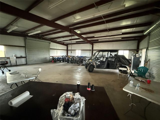 1240 Crooked Road, Cat Spring, TX 78933