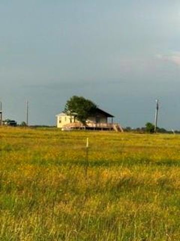 1240 Crooked Road, Cat Spring, TX 78933