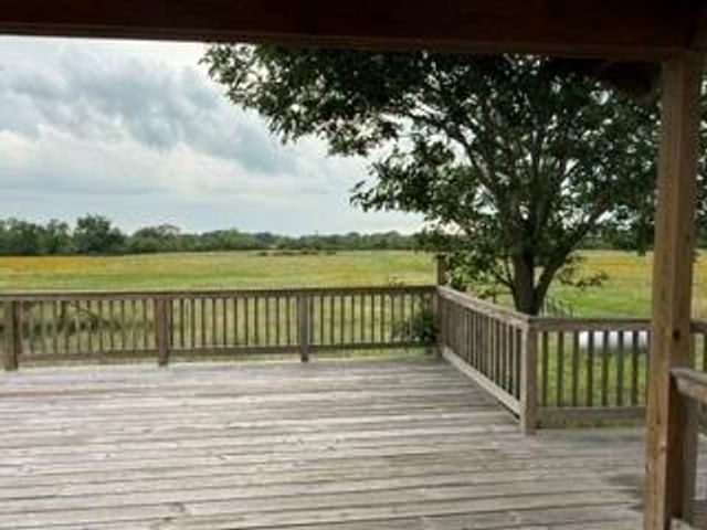 1240 Crooked Road, Cat Spring, TX 78933