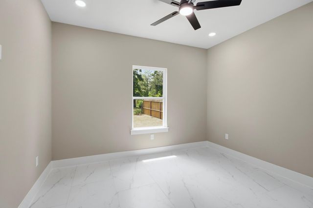 12170 Mustang Avenue, Willis, TX 77378