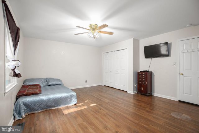 12012 GRANTWOOD DR, Fredericksburg, VA 22407