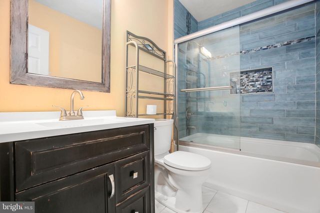 12012 GRANTWOOD DR, Fredericksburg, VA 22407