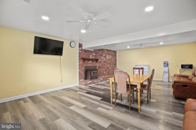 12012 GRANTWOOD DR, Fredericksburg, VA 22407