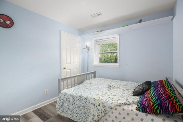 12012 GRANTWOOD DR, Fredericksburg, VA 22407