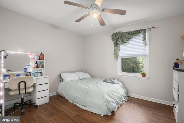 12012 GRANTWOOD DR, Fredericksburg, VA 22407