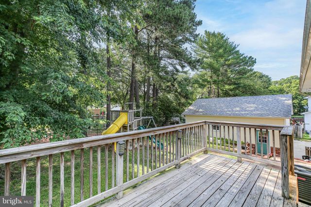 12012 GRANTWOOD DR, Fredericksburg, VA 22407