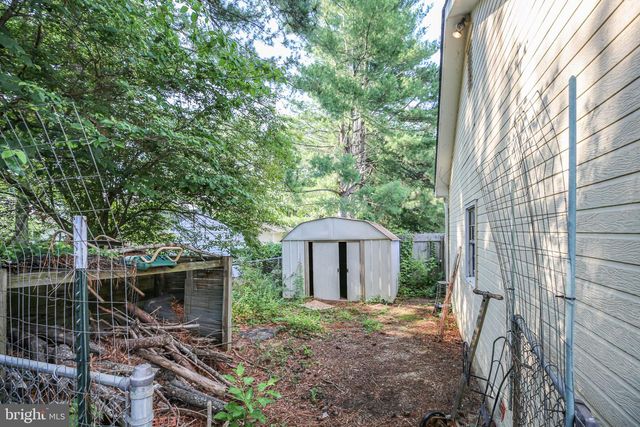 12012 GRANTWOOD DR, Fredericksburg, VA 22407