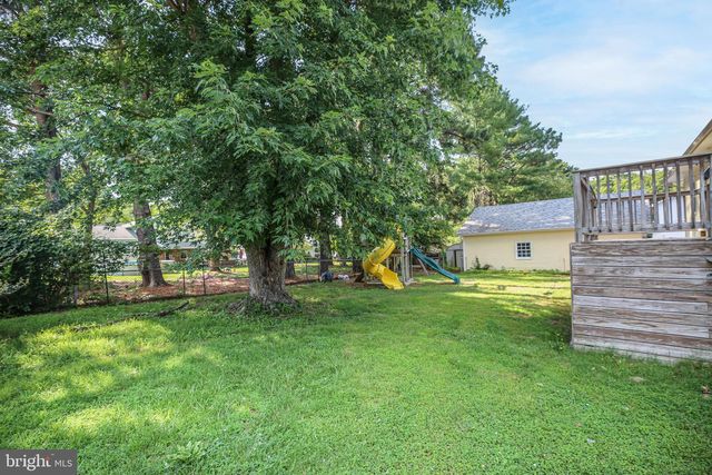 12012 GRANTWOOD DR, Fredericksburg, VA 22407