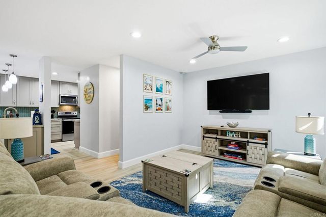 4021 Layang Layang Circle A, Carlsbad, CA 92008