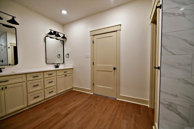 2016 S. Reine St., Mena, AR 71953