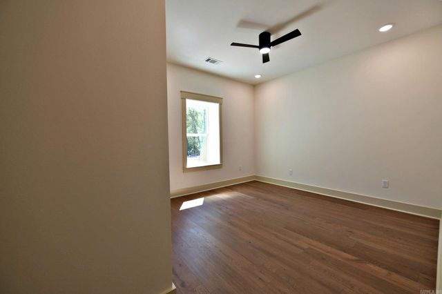 2016 S. Reine St., Mena, AR 71953