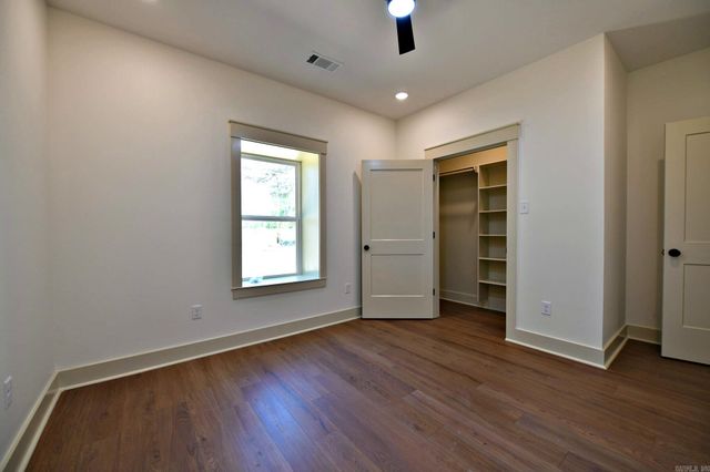 2016 S. Reine St., Mena, AR 71953