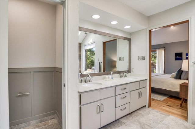 14900 Crosscreek DR, Austin, TX 78737