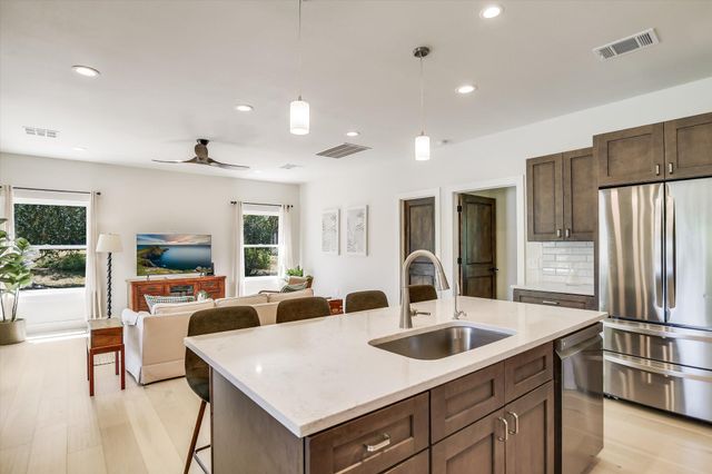 14900 Crosscreek DR, Austin, TX 78737