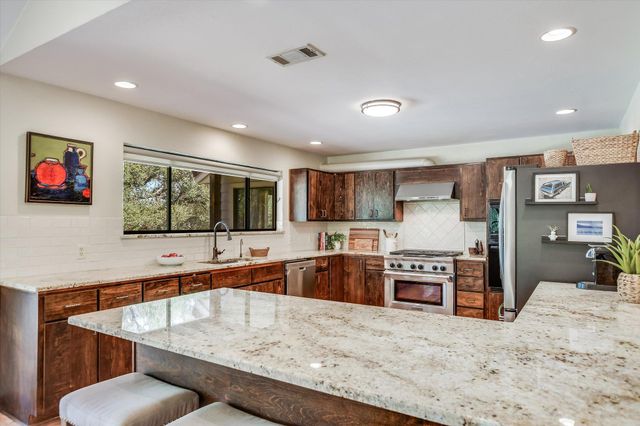 14900 Crosscreek DR, Austin, TX 78737