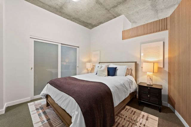 360 Nueces ST 2703, Austin, TX 78701