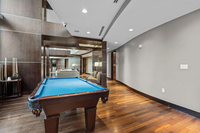 360 Nueces ST 2703, Austin, TX 78701