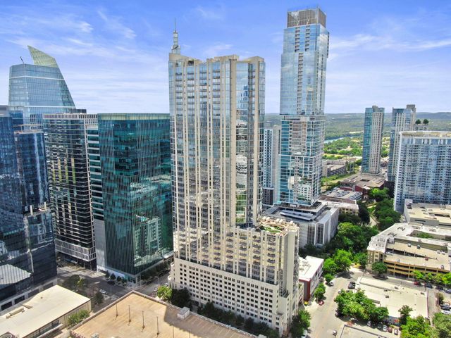 360 Nueces ST 2703, Austin, TX 78701