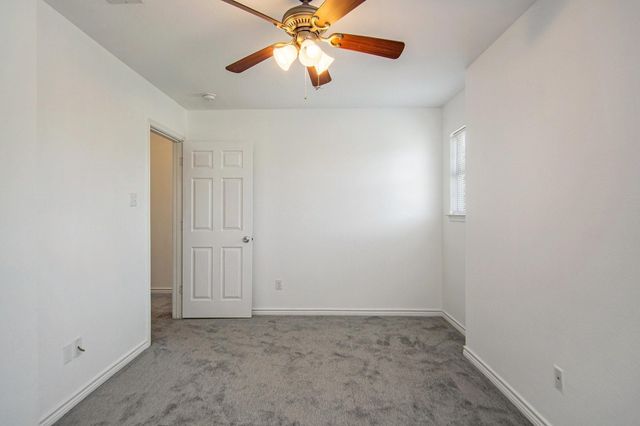 2621 Lee Avenue B, Fort Worth, TX 76164