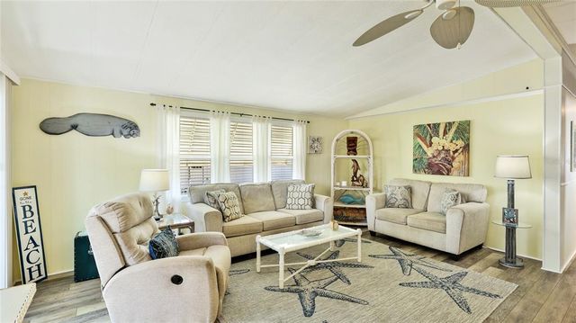 60 S EASTER ISLAND CIRCLE, Englewood, FL 34223