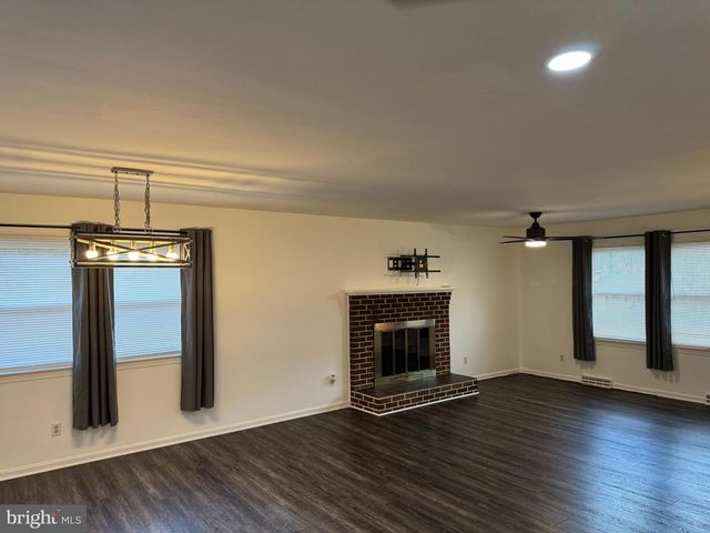 30170 CURTISS RD, Mechanicsville, MD 20659