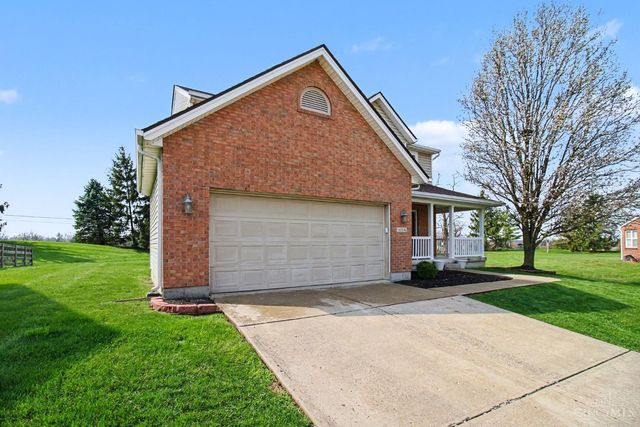 6054 bluffs, Liberty Twp, OH 45044