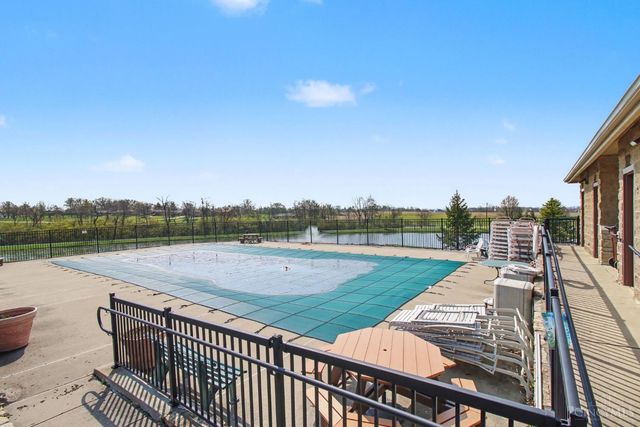 6054 bluffs, Liberty Twp, OH 45044