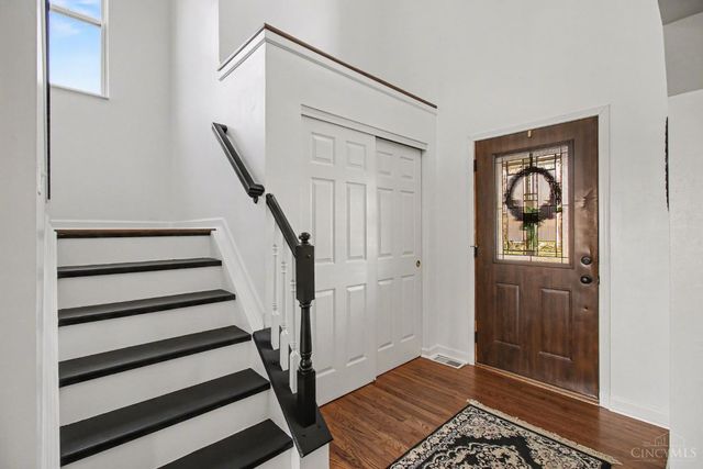 6054 bluffs, Liberty Twp, OH 45044