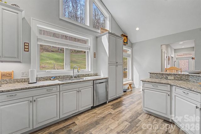 151 High Grove Parkway, Whittier, NC 28789