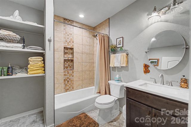 151 High Grove Parkway, Whittier, NC 28789