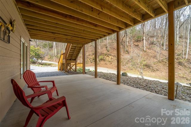 151 High Grove Parkway, Whittier, NC 28789