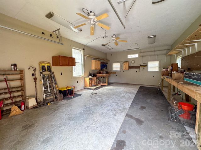 151 High Grove Parkway, Whittier, NC 28789