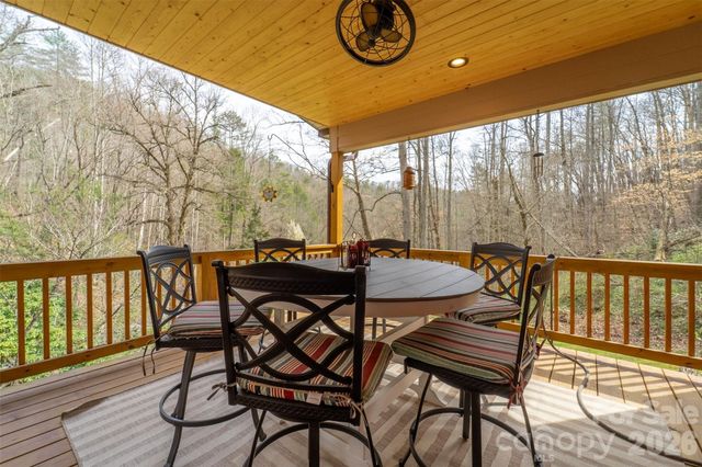 151 High Grove Parkway, Whittier, NC 28789