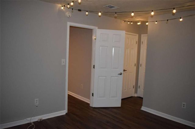 3923 Woodridge Way, Tucker, GA 30084